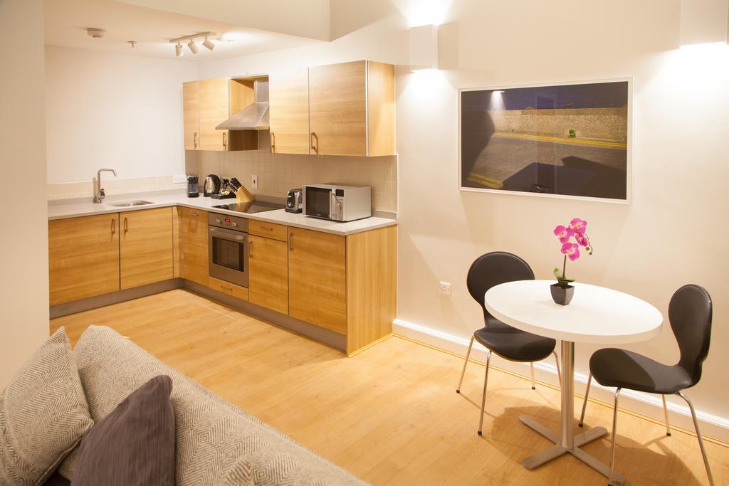 PREMIER SUITES PLUS Glasgow George Square Zimmer foto